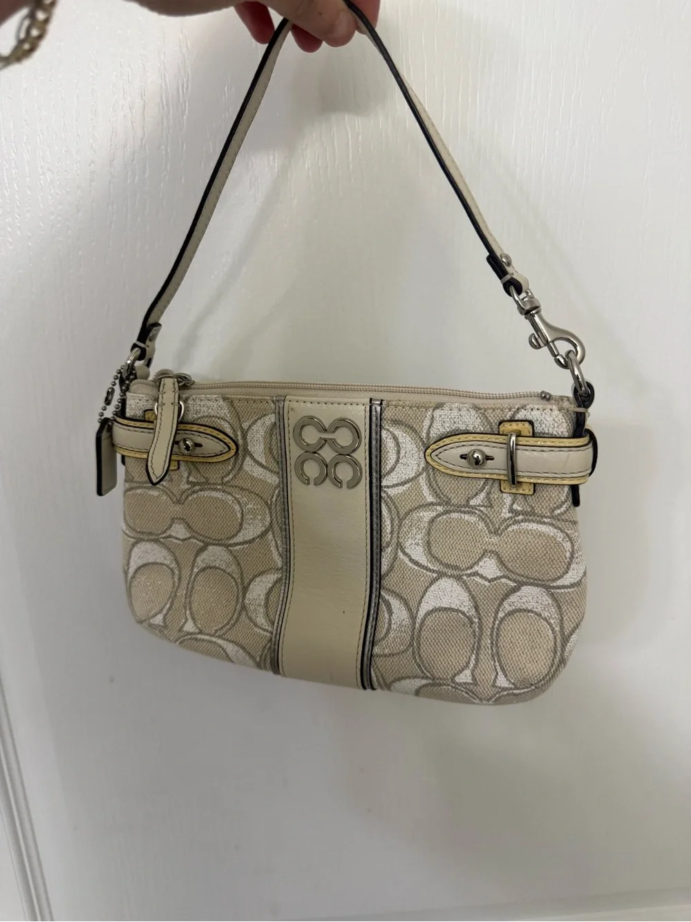 Vintage Y2K Coach Beige Signature Canvas Shoulder Bag with Leather Stripe